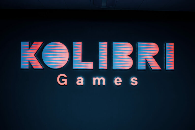 Idle Miner Tycoon Launches on Facebook Gaming