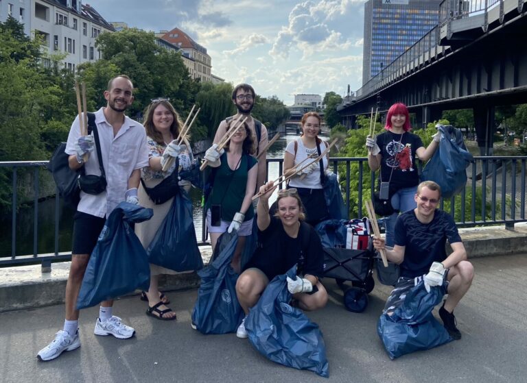Cleaning up the Landwehrkanal in Berlin